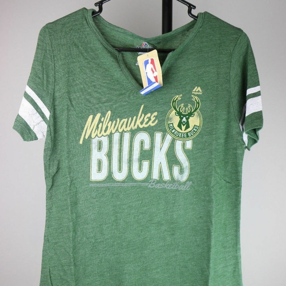 Tops - Milwaukee Bucks Women's Every Minute Counts Notch Tops - Milwaukee Bucks Women's Every Minute Counts Notch